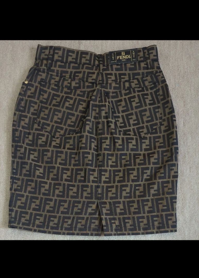 moon様用　FENDI ズッカ柄　タイトスカート　M/L