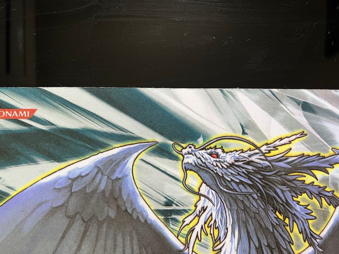 裁きの龍　ダークアームド　プレイマット