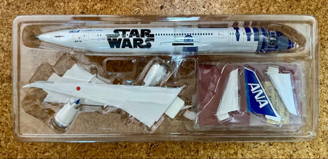じ*ょ様 【非売品】 ANA × STAR WARS R2-D2 Boeing