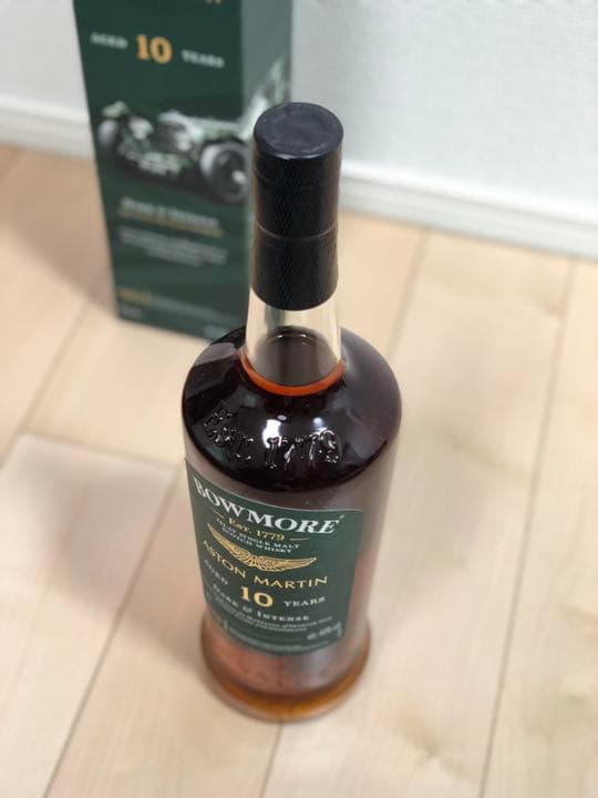 Aston Martin アストンマーチン　Bowmore 10Year Old