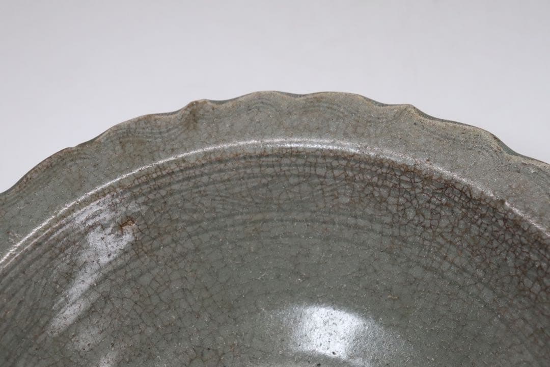 中国　明時代　青磁大皿　送料込み0929