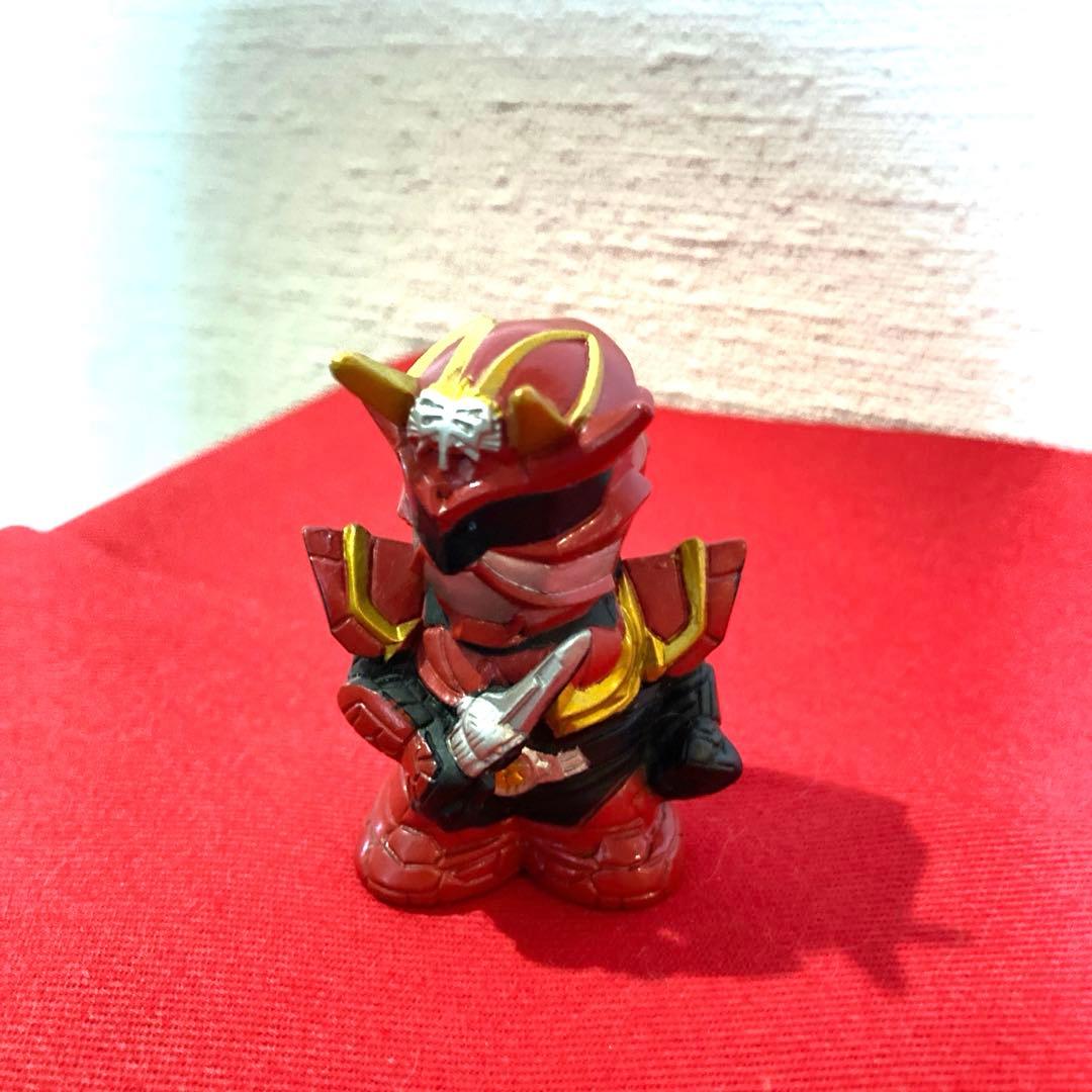 仮面ライダーアームド響鬼 フィギュア 当時物 CSM SHF 真骨彫 希少 赤黒