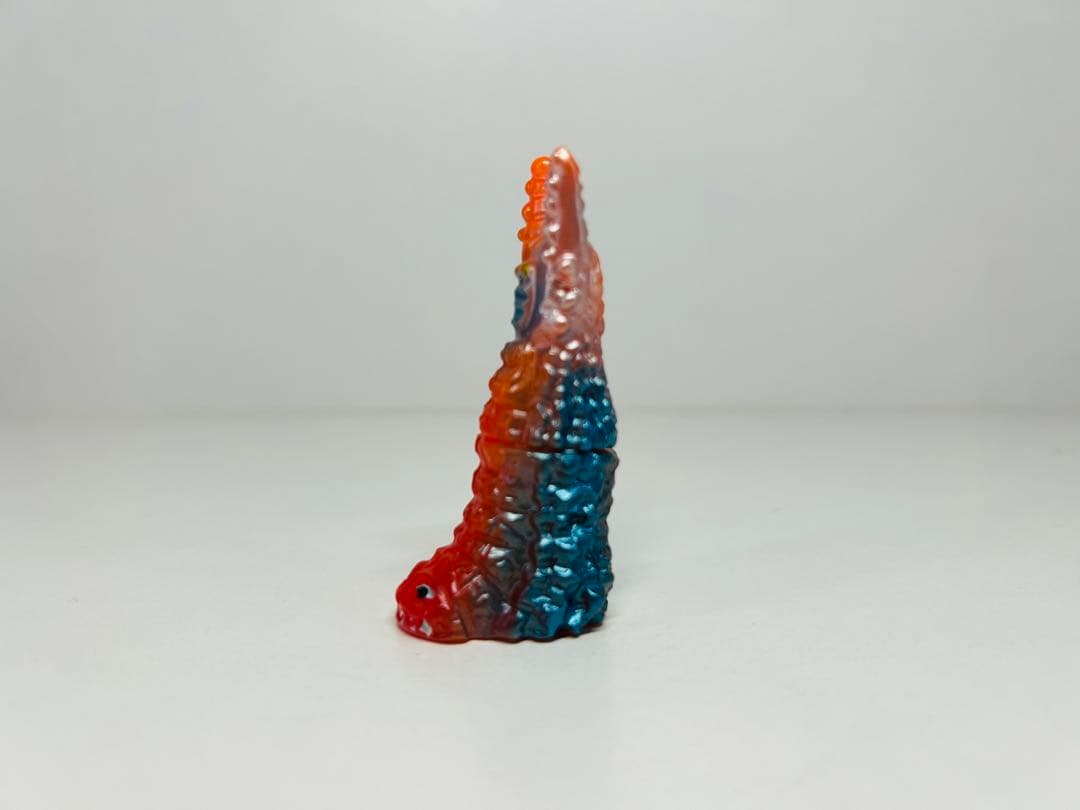 d*9様 ぶたのはな　じゃんけんバトル　ツインテール　ソフビ ウルトラマン　怪獣