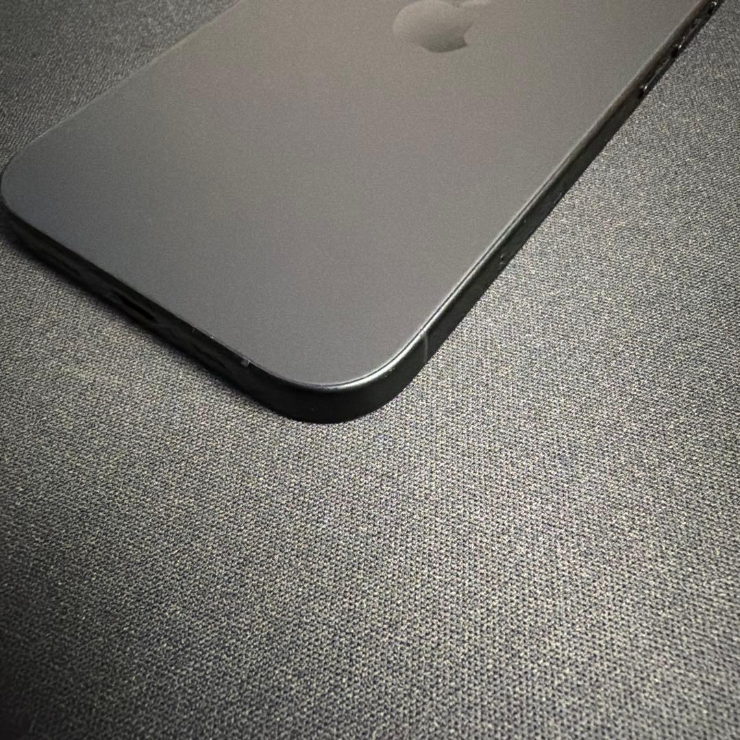 Apple iPhone16ブラック 本体 128GB