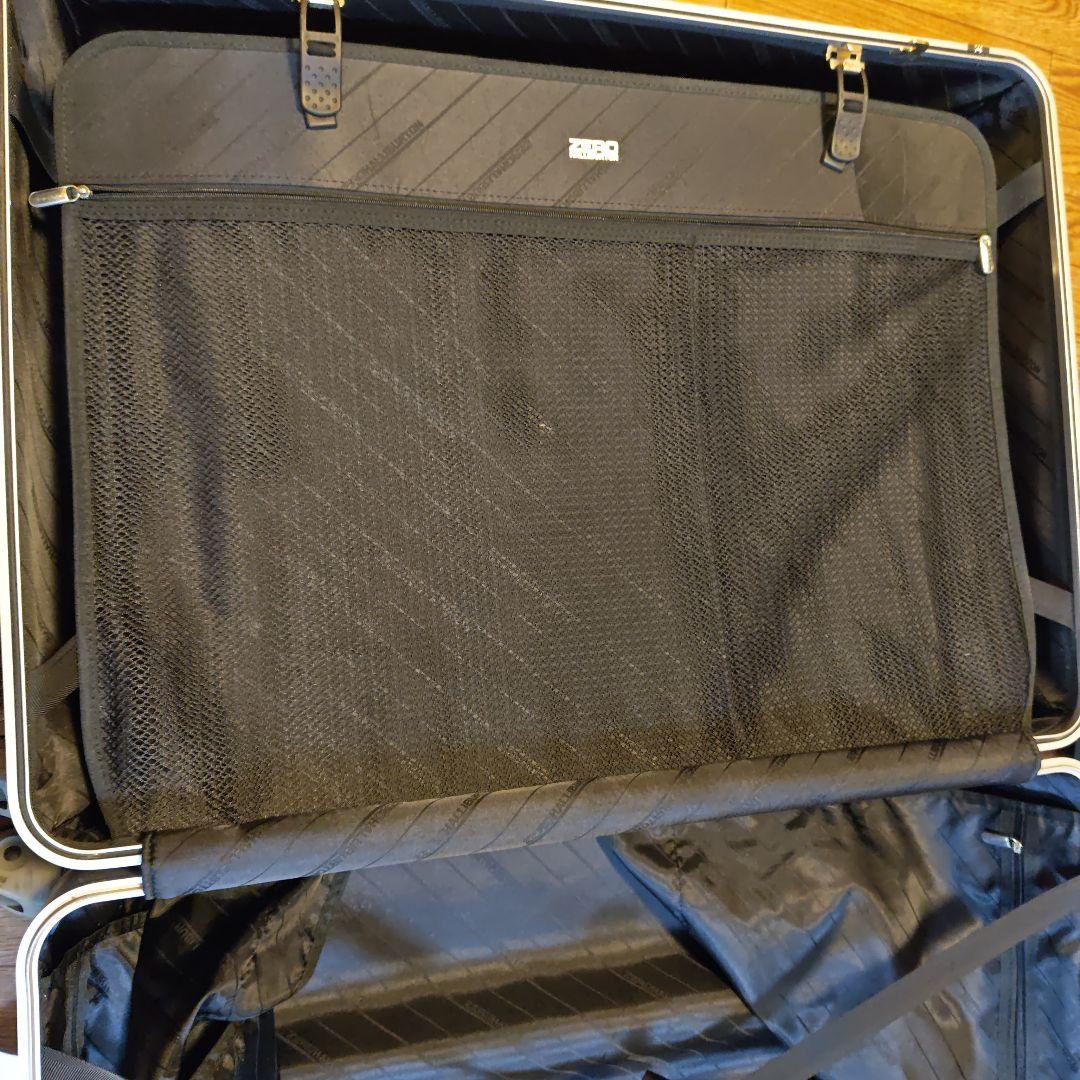 ゼロハリバートン キャリーケース　　スーツケース シルバー