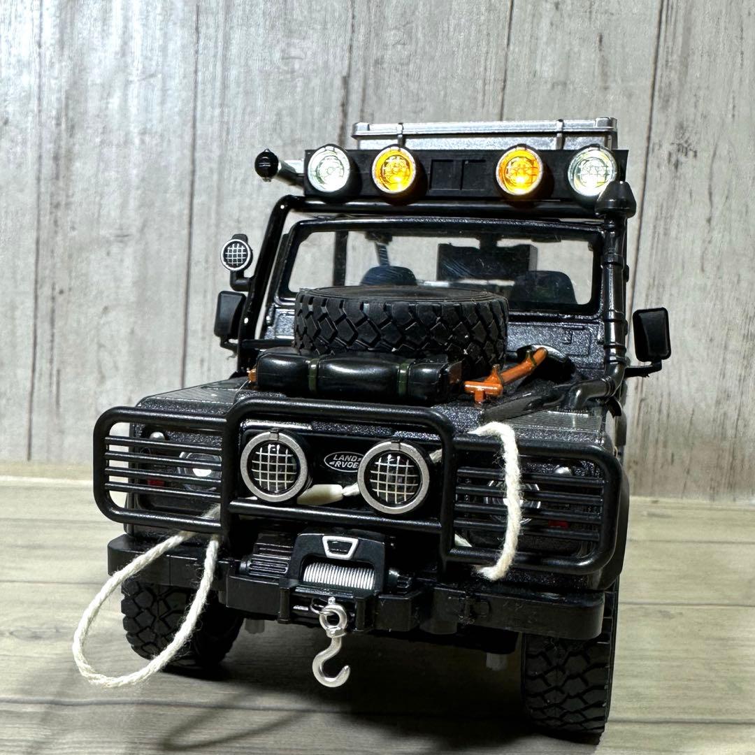 ランドローバー ディフェンダー ムービーエディション 「トゥームレイダー」