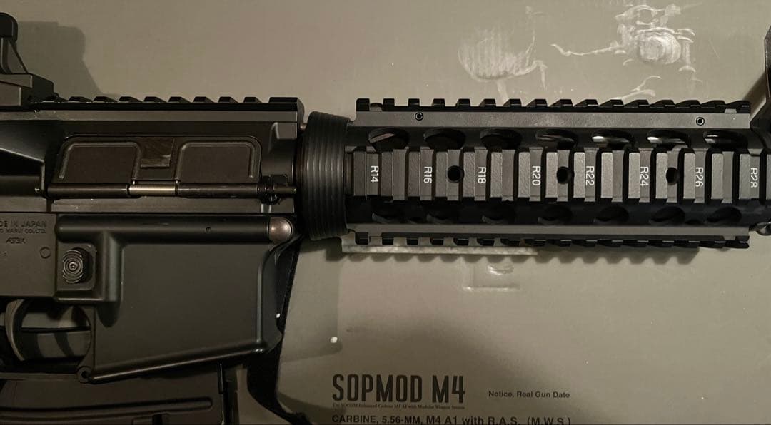 東京マルイ SOPMOD M4 バッテリー、充電器、ケース、サイレンサー、etc
