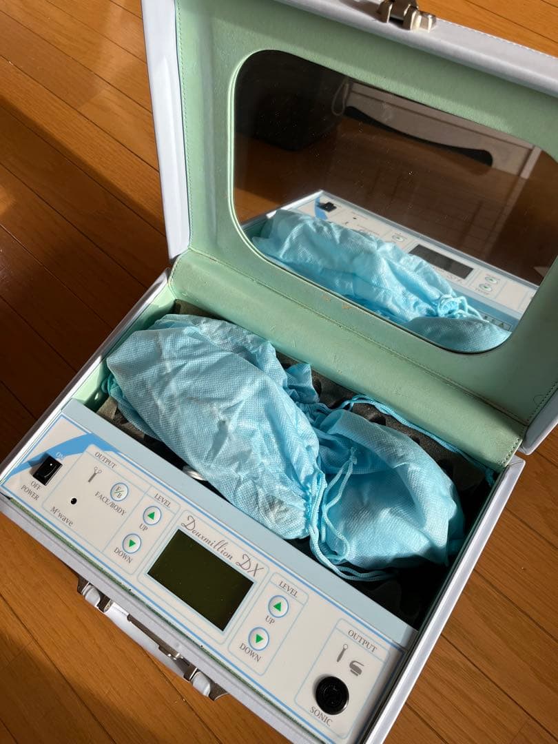 超音波複合美顔器 自宅用エステ ドゥミリオンDX