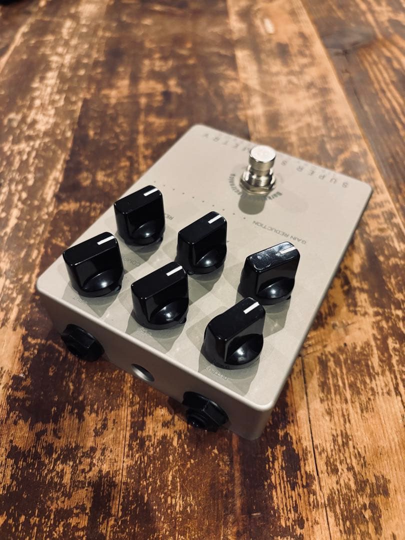 Darkglass Super Symmetry コンプレッサー