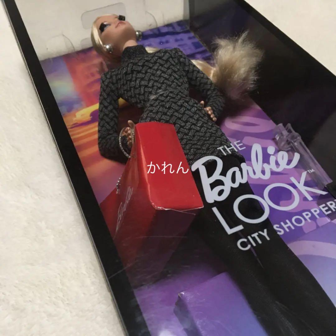 ♡バービー人形　レアthe Barbie look city shopper ♡