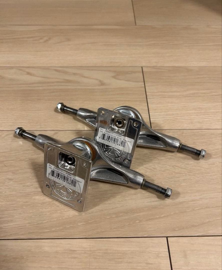 極美品 インディペンデント トラック 149 FORGED HOLLOW