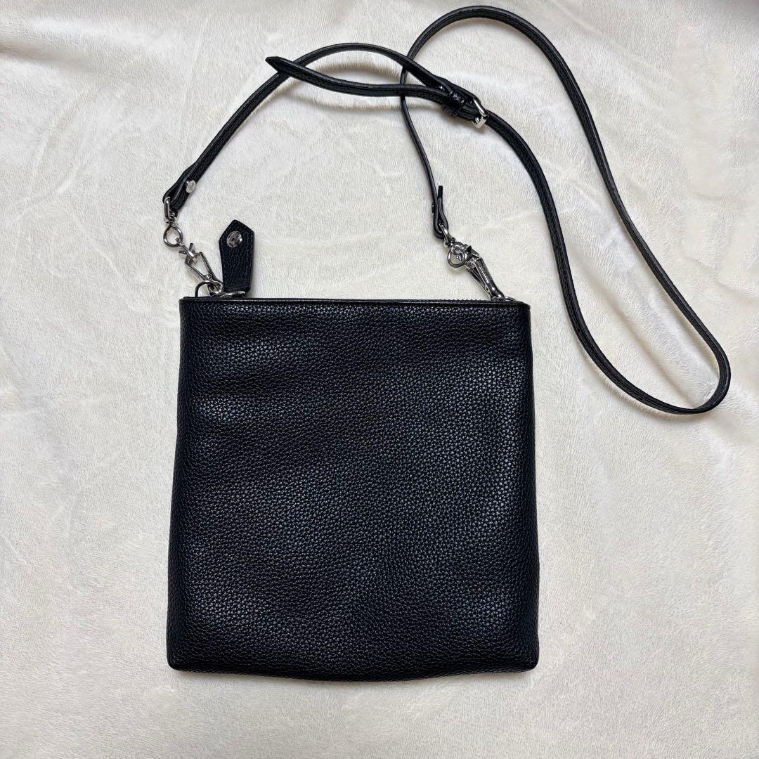 ヴィヴィアン　ショルダーバッグ　ブラック