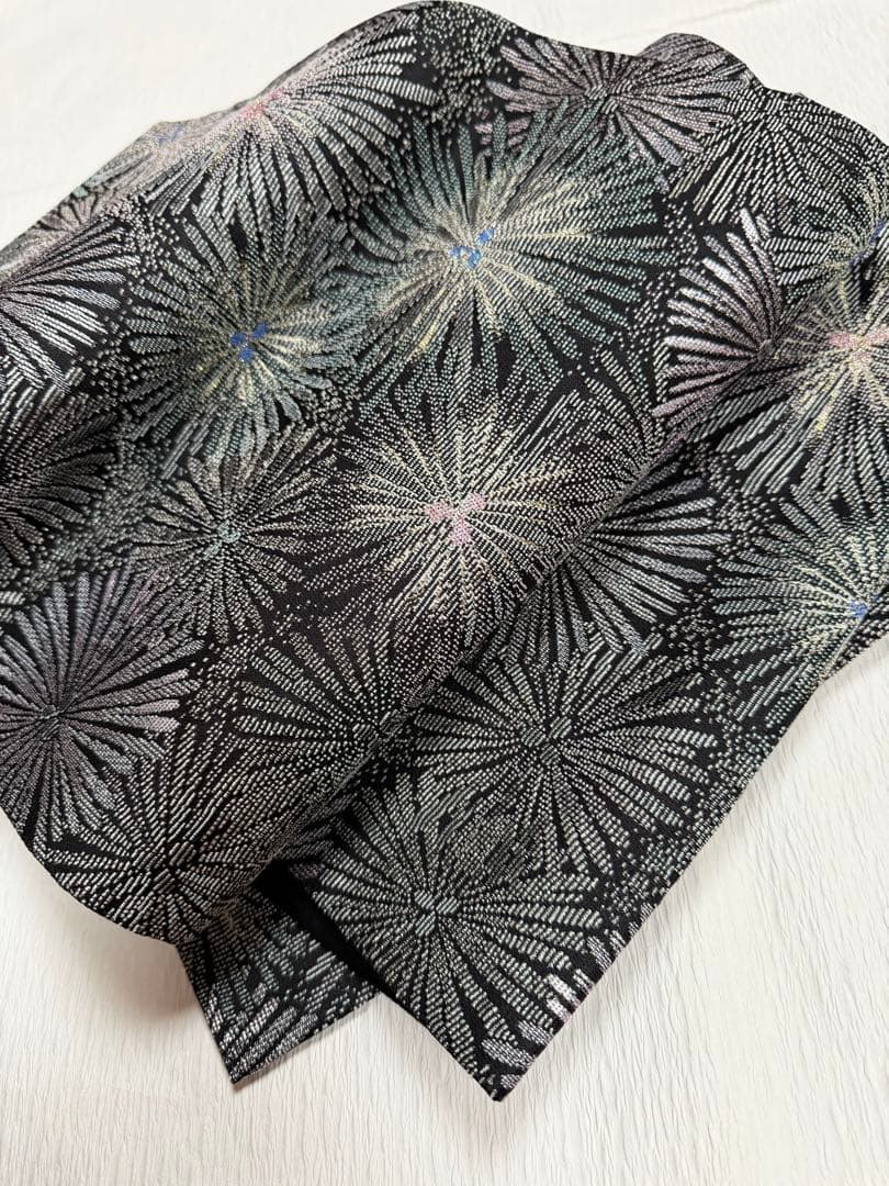 袋帯　黒地　正絹