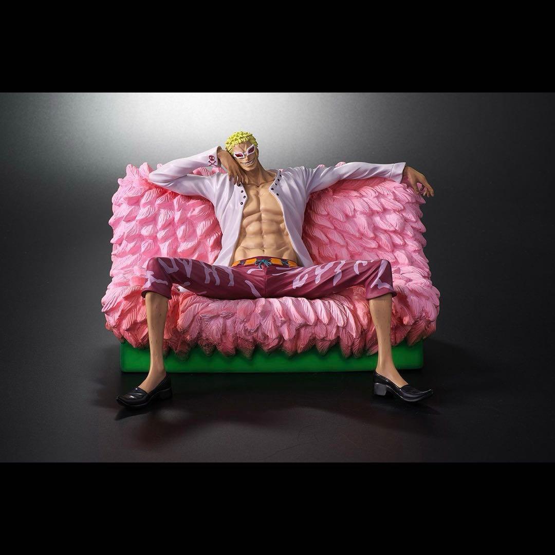 ワンピースフィギュア　アーカイブコレクション　 ドフラミンゴ