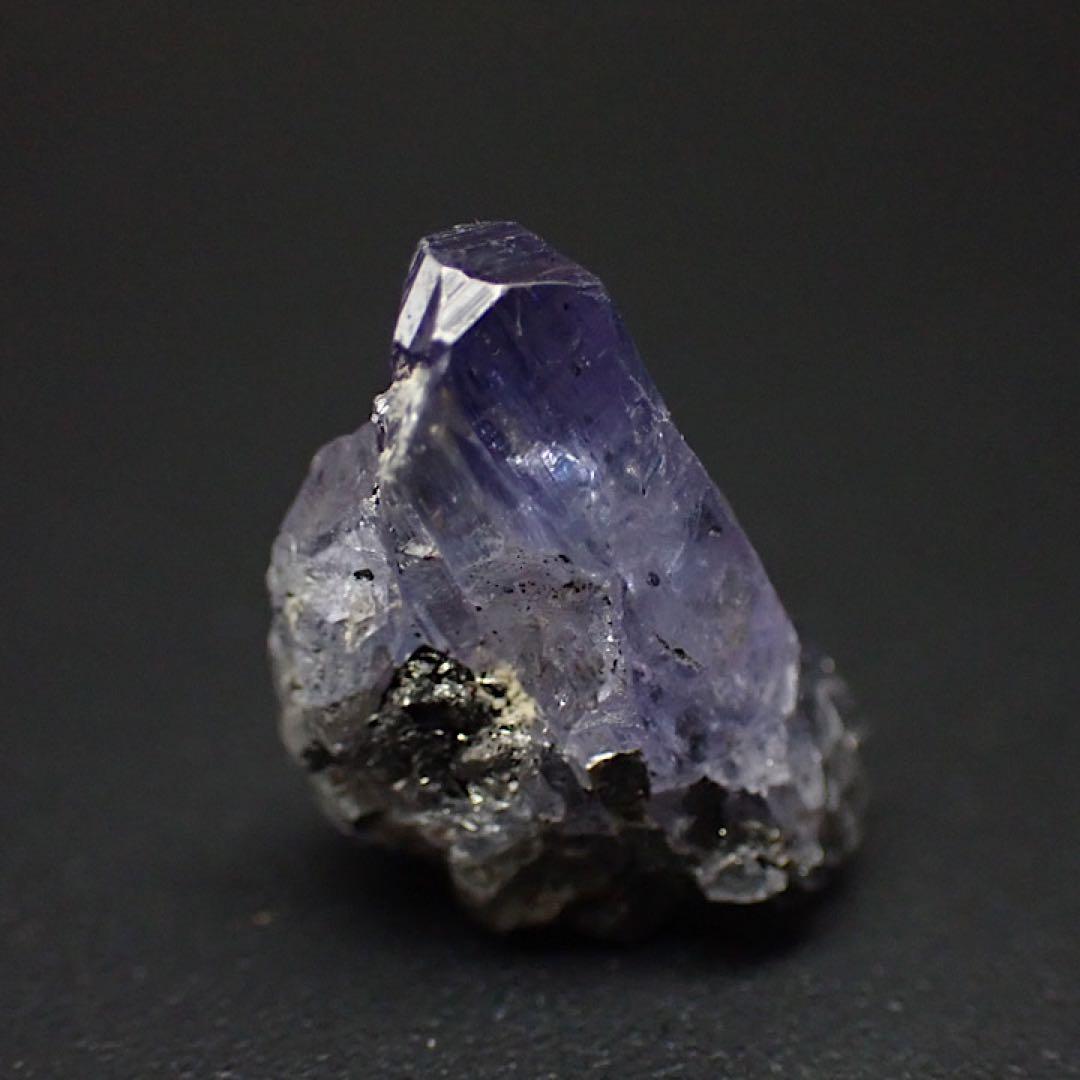 【タンザニア/メレラニ産】タンザナイト結晶