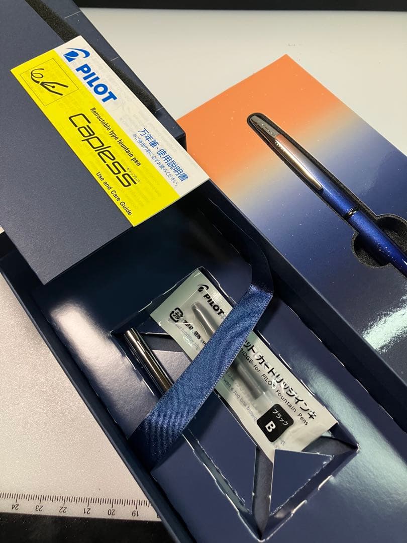 PILOT　パイロット　キャップレスデシモ　20周年限定モデル　F-nib