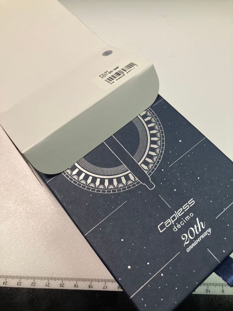 PILOT　パイロット　キャップレスデシモ　20周年限定モデル　F-nib