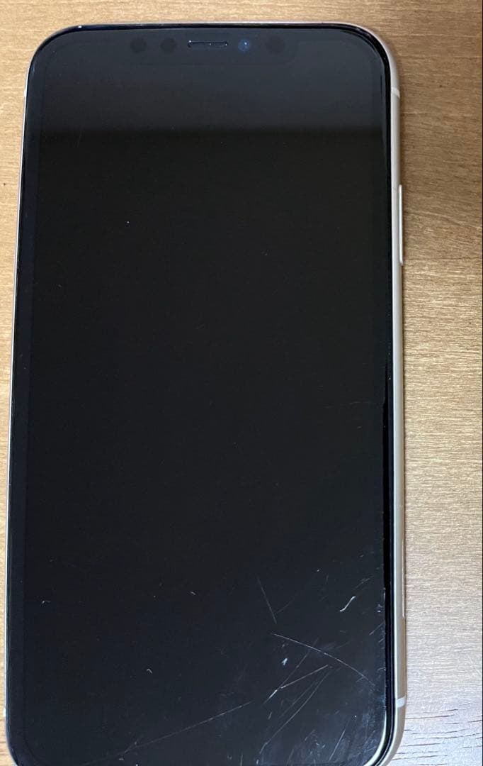 Apple iphone11 ホワイト　本体　ジャンク