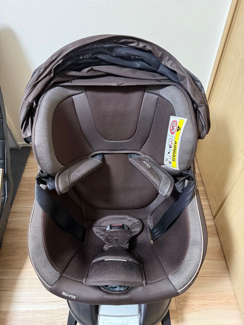 Combi 回転式 チャイルドシート ISOFIX 型式CC-UID