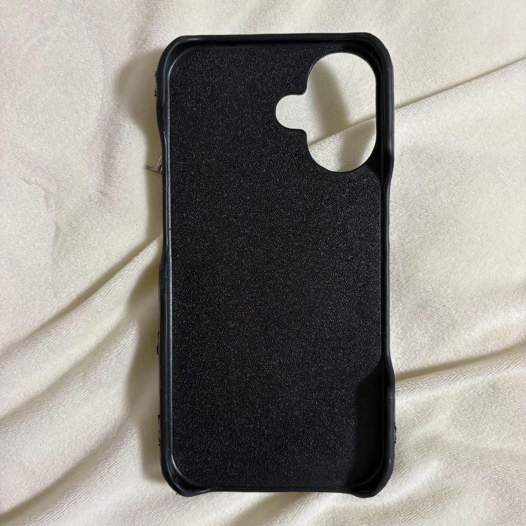 ダーリッチ　キルティングビジューDDチャームiPhone16