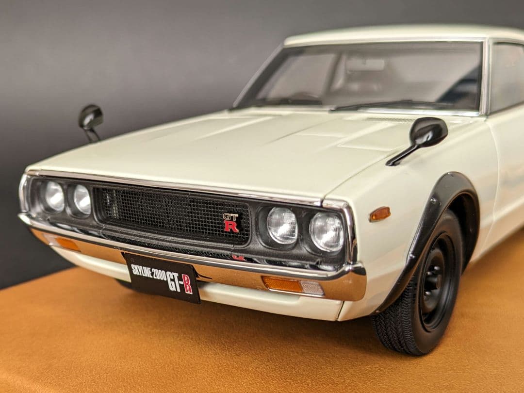 オートアート 1/18 日産 スカイライン 2000 GT-R KPGC110