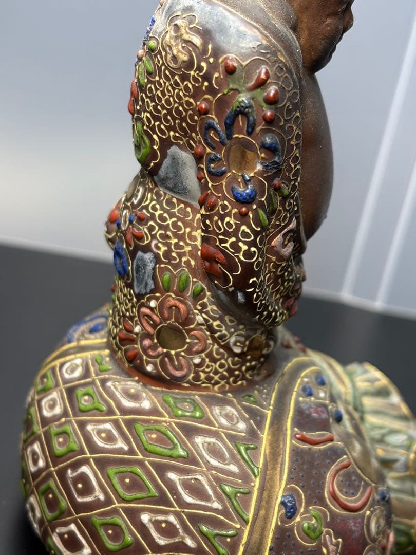 古九谷造 金襴手 金彩色絵細密絵付 布袋像 古陶磁製 薩摩焼 骨董品 古美術品