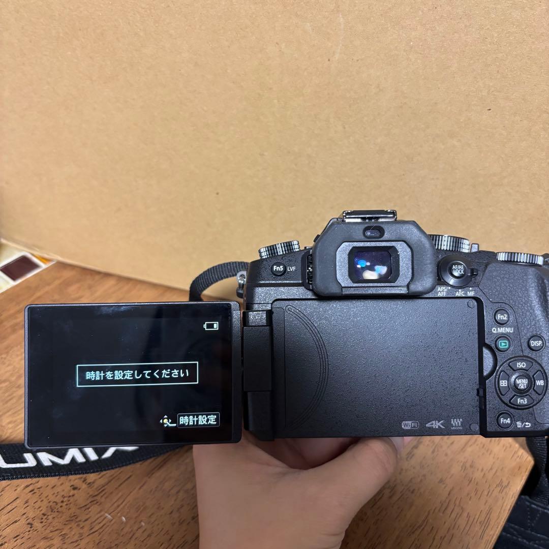 LUMIX Gシリーズ ミラーレスカメラ 本体