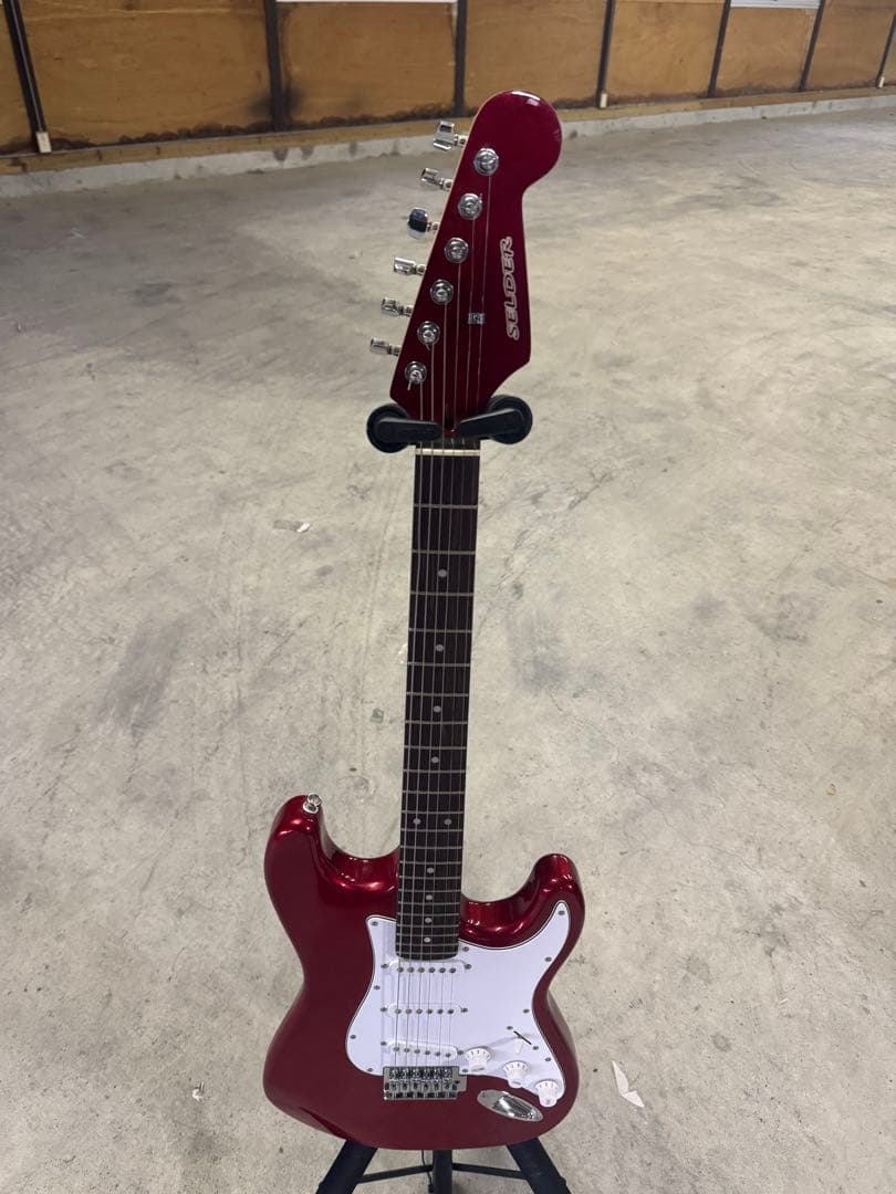 SELDER レッド エレキギター ストラトタイプ