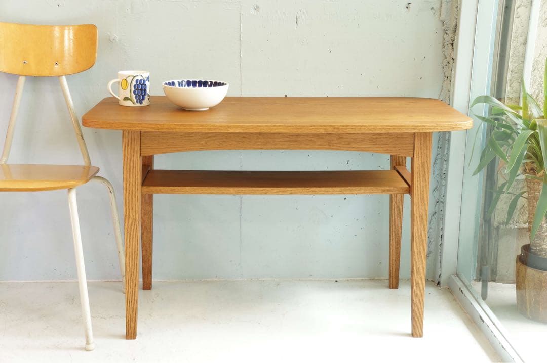 unico ウニコ　（クルト）　カフェテーブル