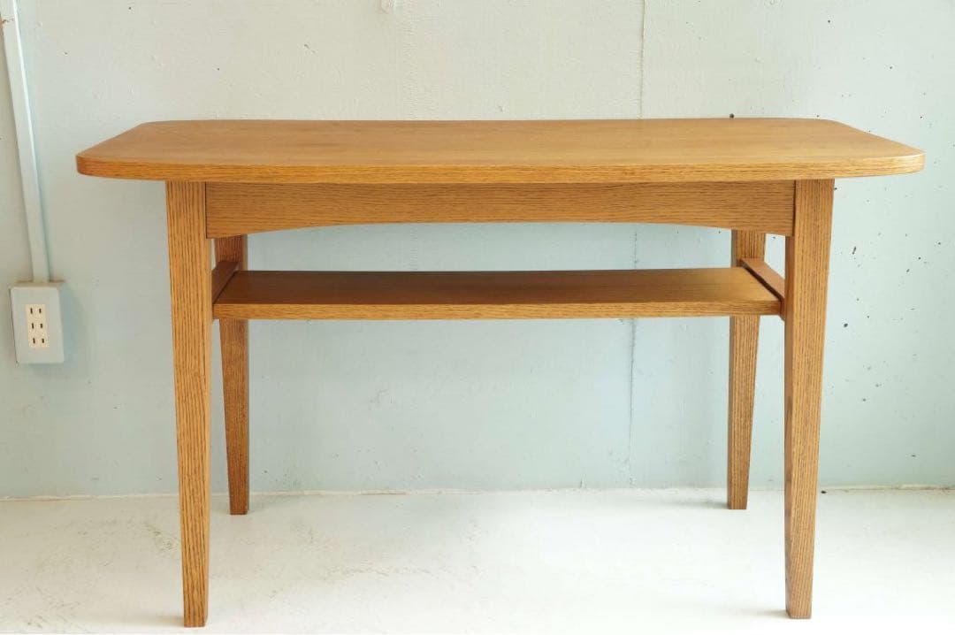 unico ウニコ　（クルト）　カフェテーブル