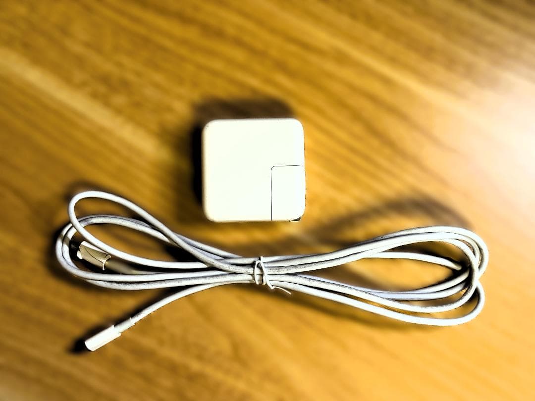 MacBook Air 2018 i5 8GB 256GB A1932 シルバー