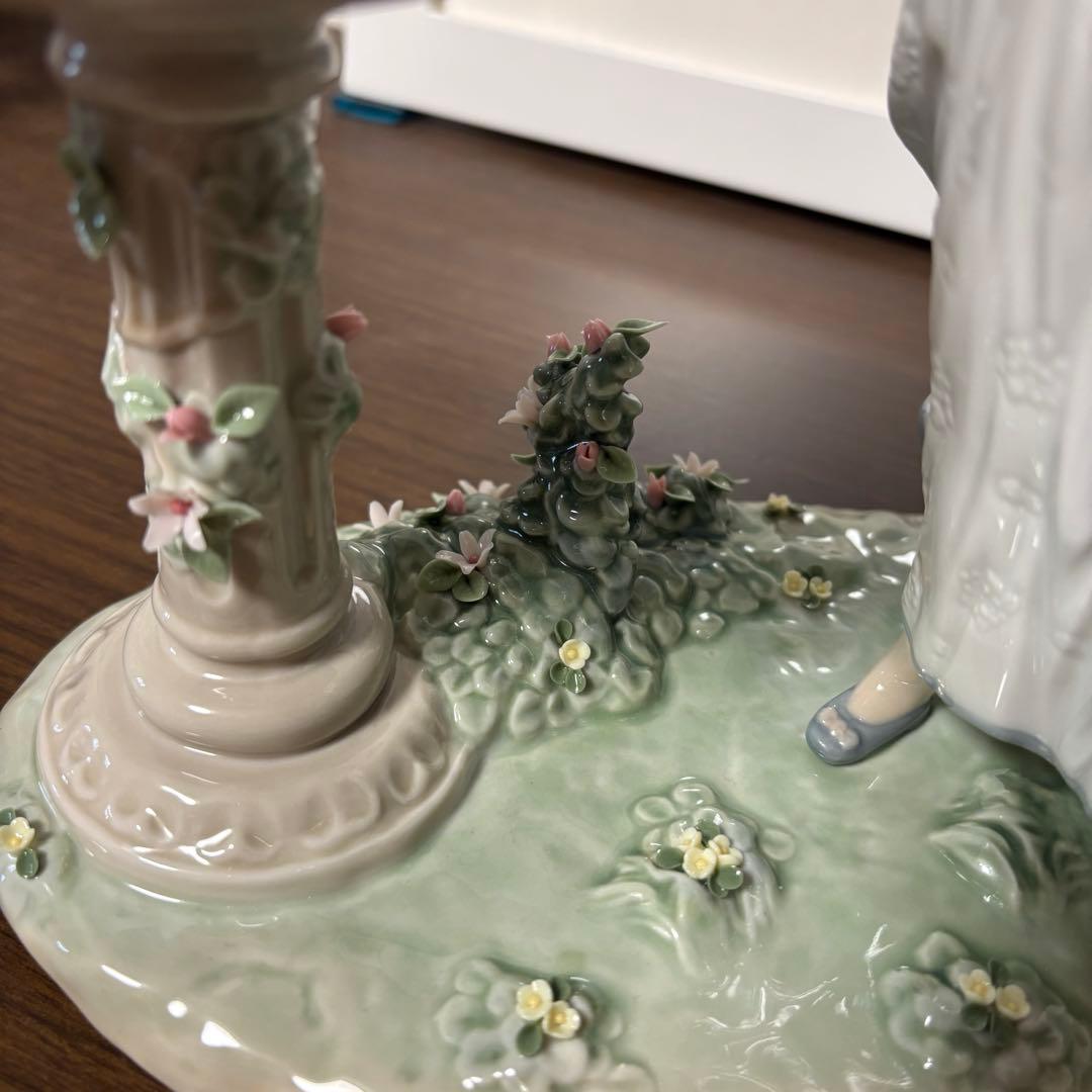 【美品】リヤドロ　春を告げる小鳥たち