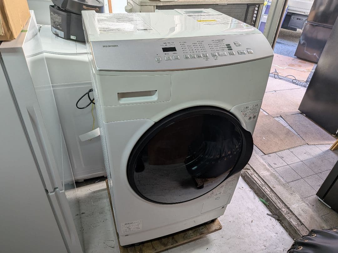 大阪市内配送無料 23年製 アイリスオーヤマ ドラム式洗濯機 8kg 乾燥4kg