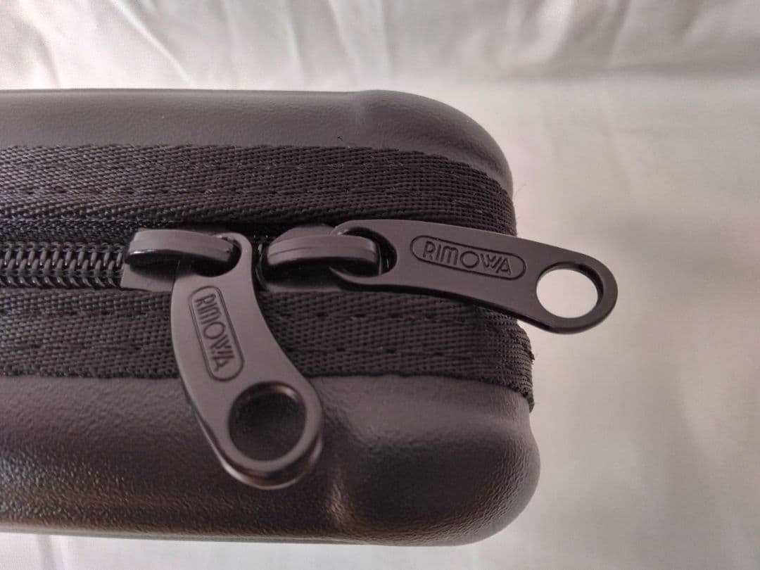 RIMOWA ANA アメニティ ポーチ マットブラック 黒 艶消し