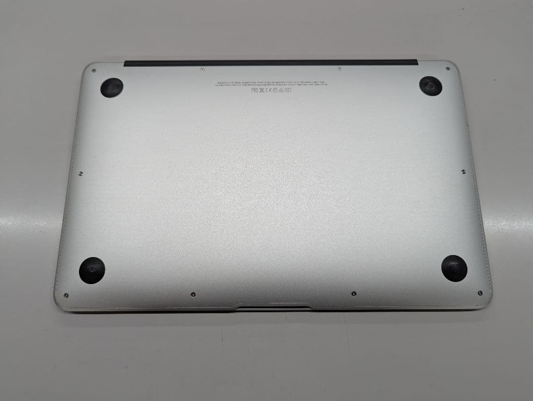 【セール値下げ】Apple MacBook Air 11インチ シルバー