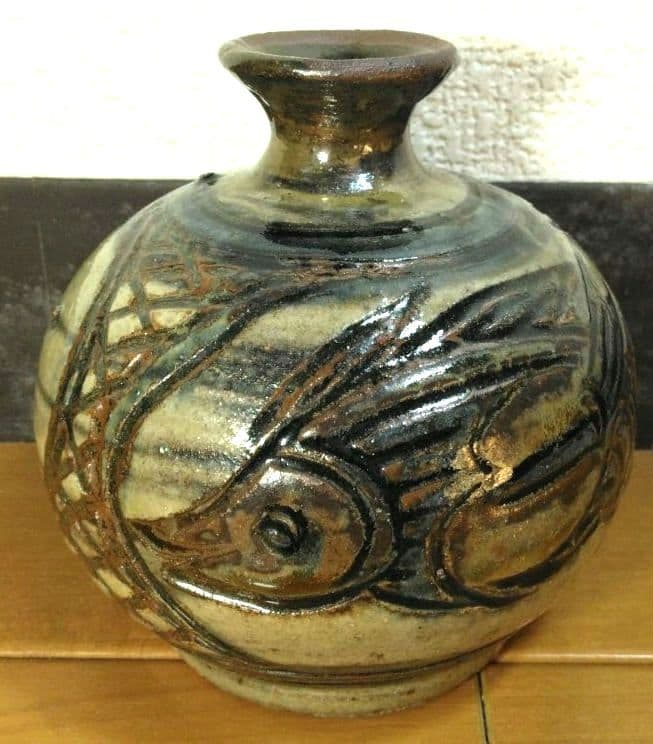 人間国宝 金城次郎 丸壺 栞 共箱 美品 壺屋焼 やちむん 壷屋焼 窓絵 笑魚