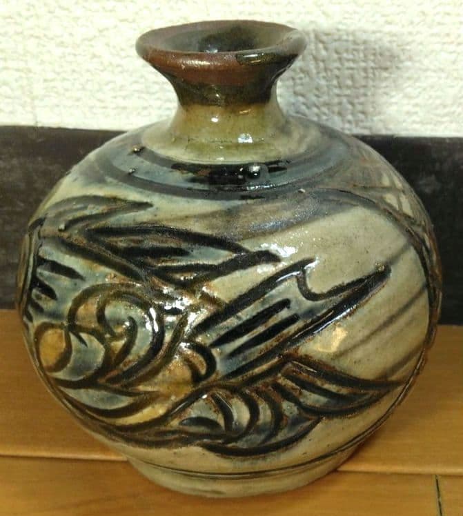 人間国宝 金城次郎 丸壺 栞 共箱 美品 壺屋焼 やちむん 壷屋焼 窓絵 笑魚