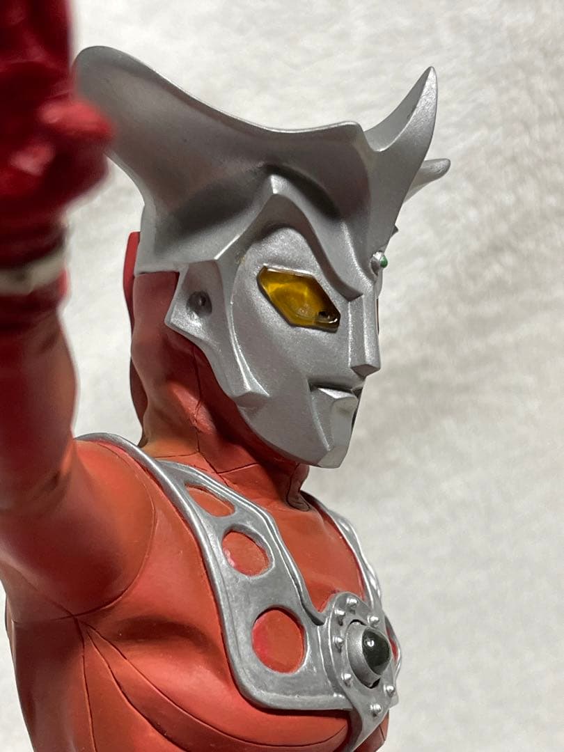大怪獣シリーズ　リアルマスターコレクション　ウルトラマンレオ