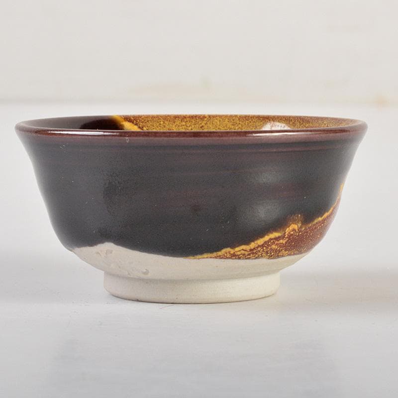 九谷焼　徳田八十吉(正彦)造　黒釉　ぐい呑　酒盃　共箱　V　6589