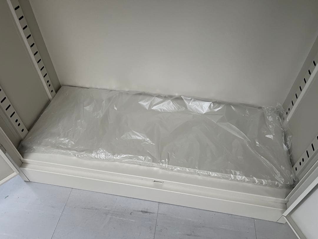 ロングスチール キャビネット グレー