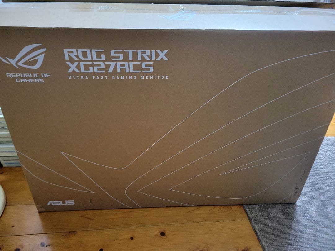 ASUS ROG STRIX XG27AQC ゲーミングモニター 本体