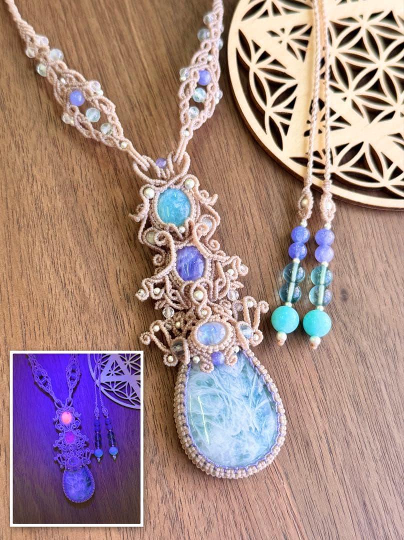 エンジェルフェザーフローライトマクラメ編みネックレス♡希少2色ハックマナイト使用