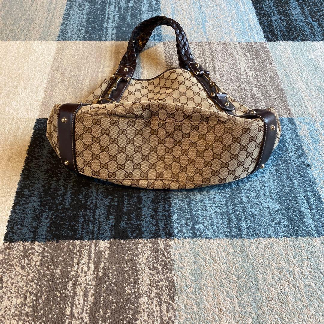 GUCCI グッチ　キャンバス 137621