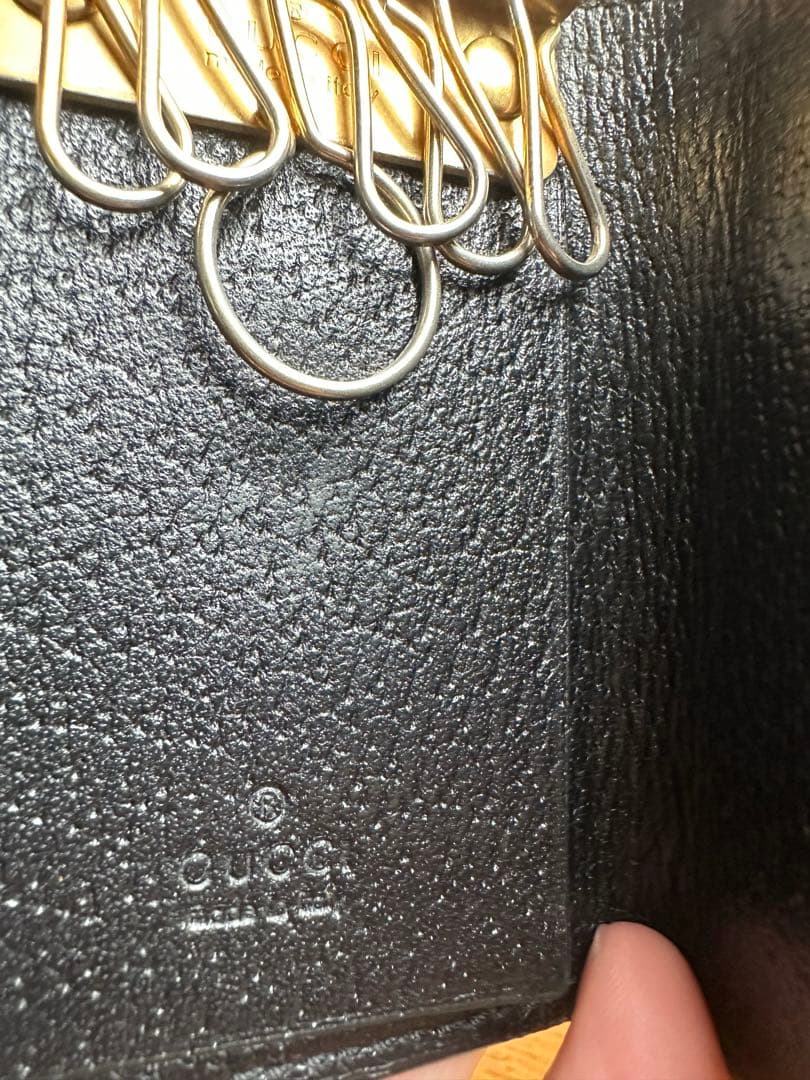 GUCCI アニマリエ ブラックレザー キーケース