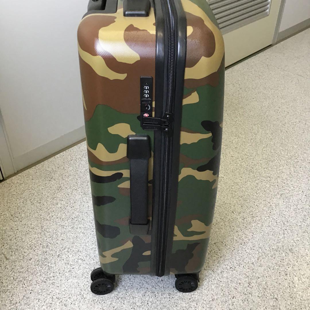 Herschel Supply スーツケース 4輪キャリーバッグ　迷彩柄