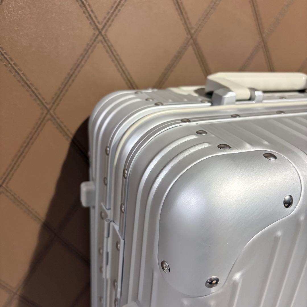 【未使用】Mercedes-Benz アルミニウムキャリーケース 32L