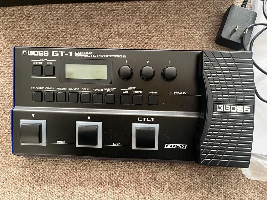 美品！BOSS GT-1 ギターエフェクター