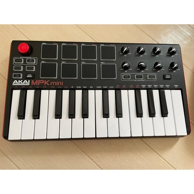 AKAI MIDIキーボード