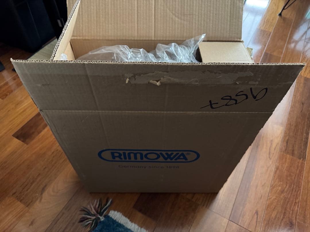 リモワシルバー ビジネストローリー29ケース