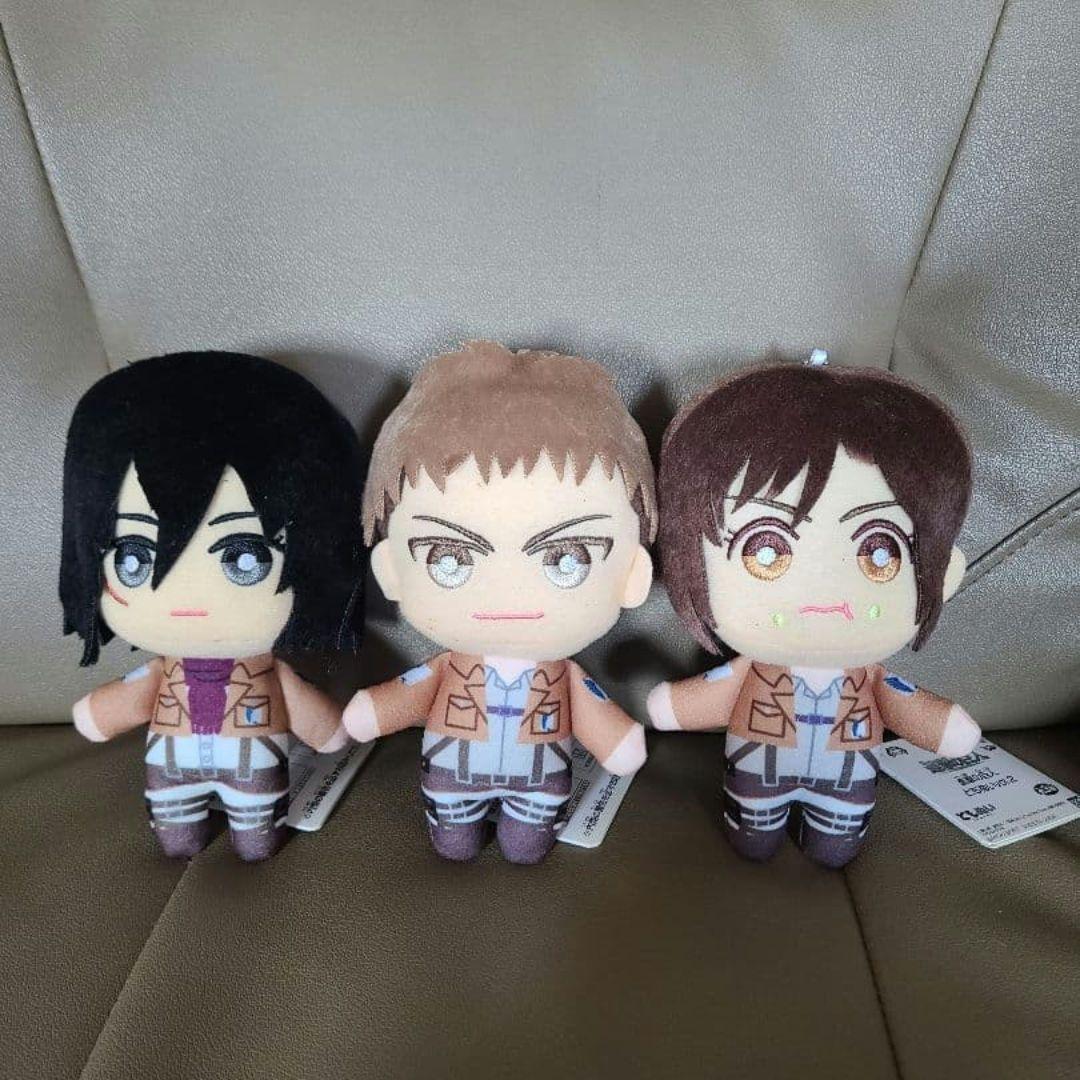 進撃の巨人　ぬいぐるみ　セット